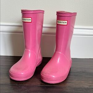 Hunter kids size 9 pink classic rain boots